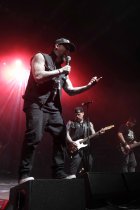Amerikanische Punk-Rock-Band Good Charlotte gastiert auf ihrer "Youth Authority"-Tour im Palladium Köln (© Thomas Brill)